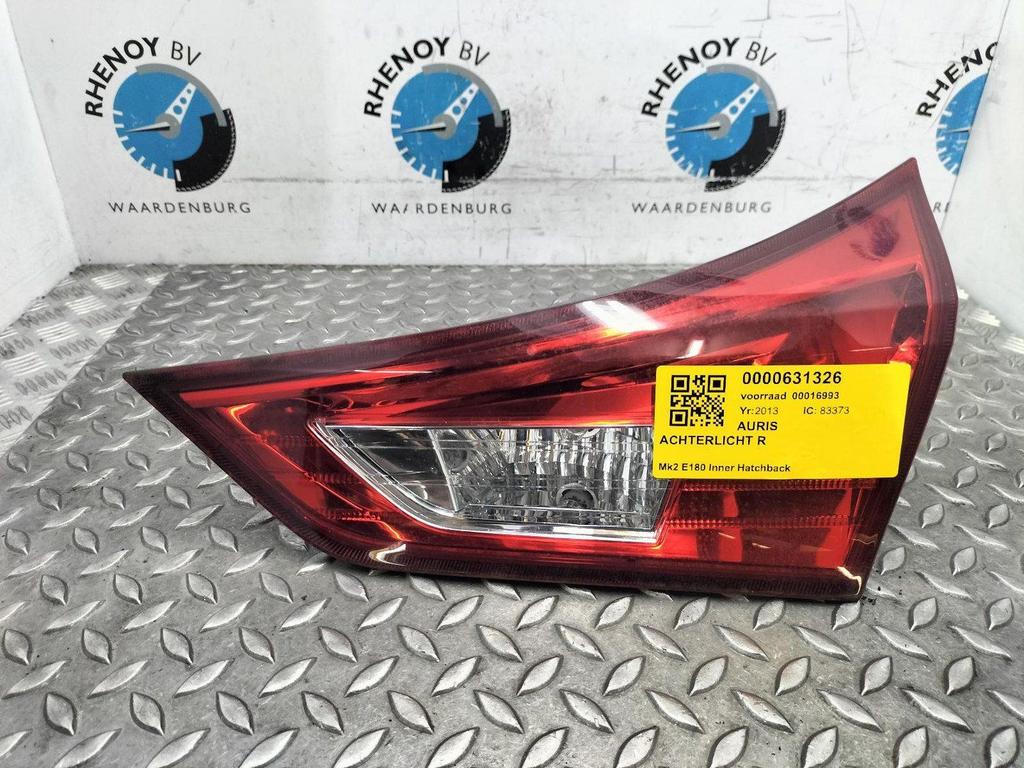 TOYOTA AURIS E18 ZWE186L ACHTERLICHT R 2013, Ophalen of Verzenden, Gebruikt, Stiba lid