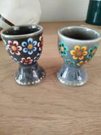 Paire de coquetiers décorés à la main, Enlèvement ou Envoi