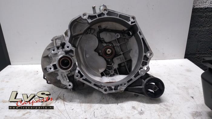 Boîte de vitesse d'un Opel Meriva, Autos : Pièces & Accessoires, Transmission & Accessoires, Opel, Utilisé, 3 mois de garantie
