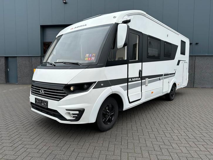 Adria sonic 700 SL Plus Mobilhome, Caravanes & Camping, Camping-cars, Particulier, jusqu'à 4, Intégral, Adria, Fiat, Diesel, Boîte manuelle