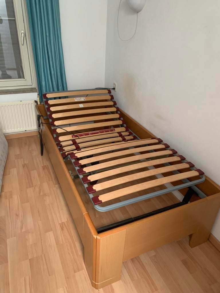 Elektronische verstelbaar seniorenbed 200 x 90 cm, Ophalen, Verstelbaar, Senioren bed, Eenpersoons