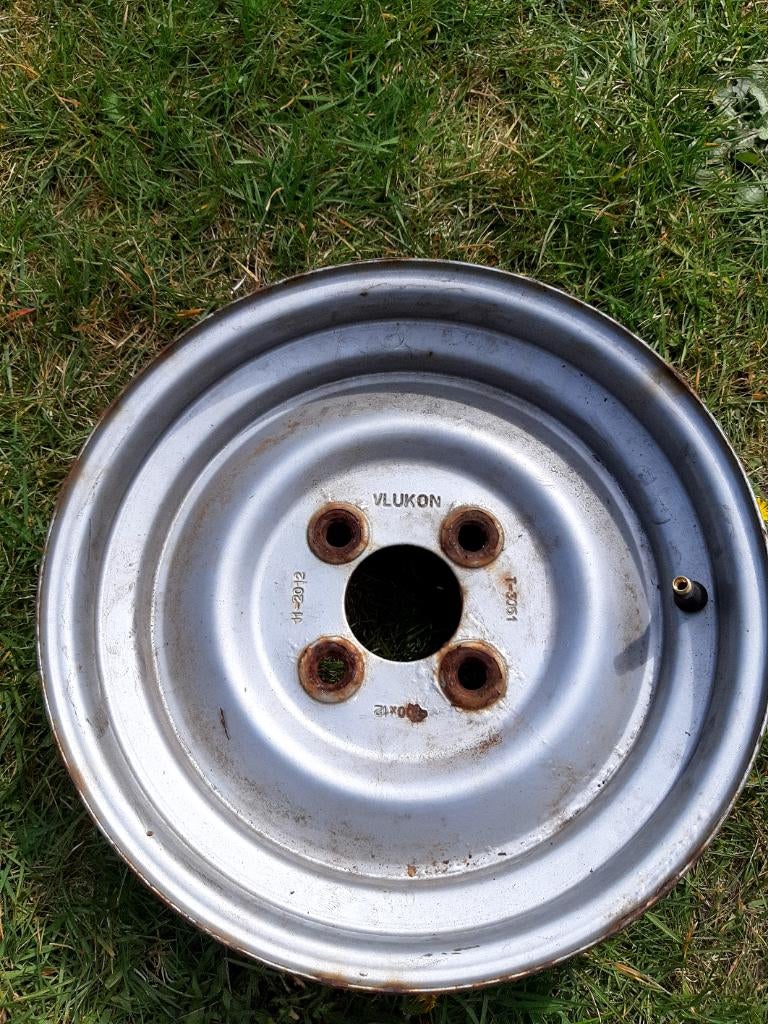 Aanhangwagenwiel vlukon, Ophalen, Gebruikt