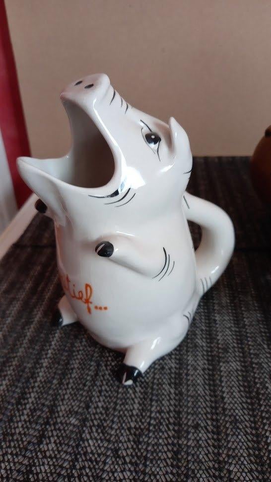 kannetjes in steen en voorraadpotten met heel mooi deksel, Ophalen