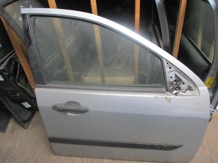 PORTIER RECHTS VOOR 5 deurs Ford Focus 1 Wagon, Auto-onderdelen, Carrosserie, Deur, Ford, Voor, Rechts, Gebruikt