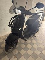 Vespa sprint FULL OPTION/50cc/A klasse lees de beschrijving️, Vespa S, Comme neuf, Enlèvement, Classe A (25 km/h)