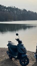 Zip 4 takt a klasse, Fietsen en Brommers, Scooters | Piaggio, Ophalen, Zo goed als nieuw, Zip