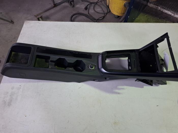 Console centrale d'un Volkswagen Polo, Autos : Pièces & Accessoires, Habitacle & Garnissage, Volkswagen, Utilisé, 3 mois de garantie