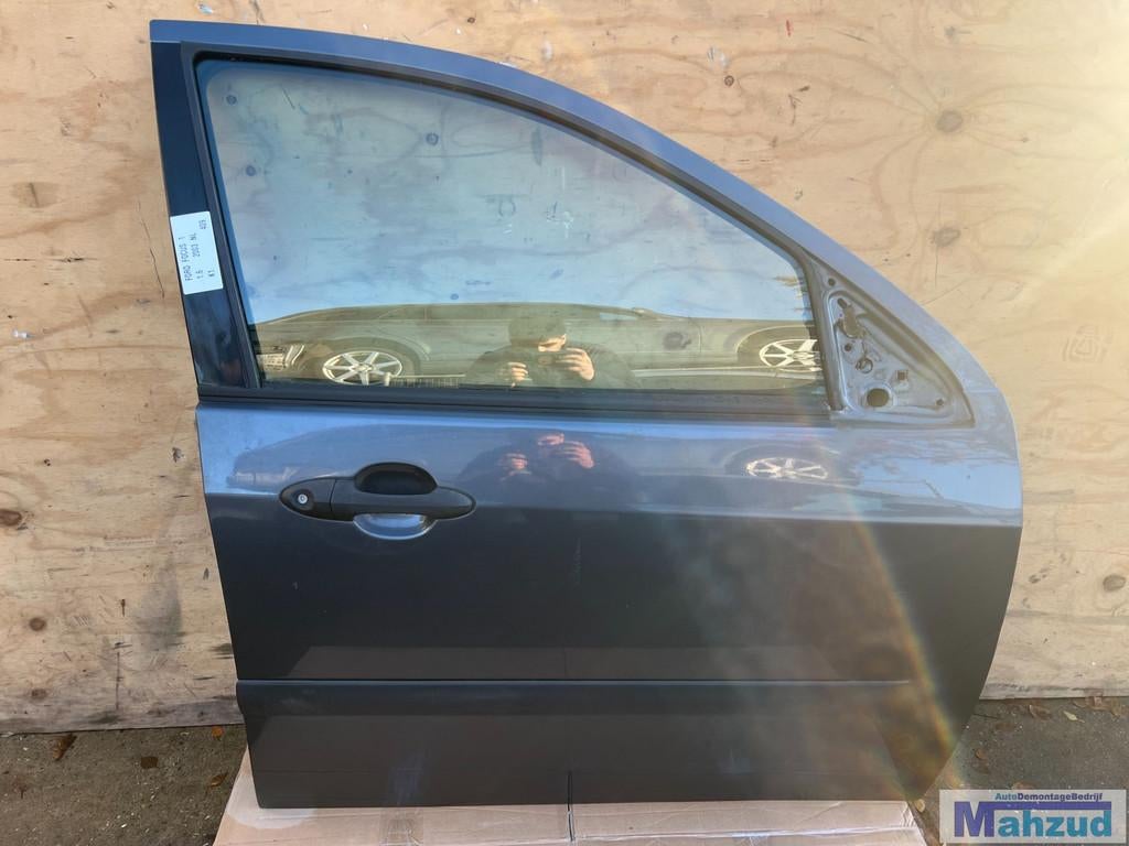 FORD FOCUS 1 Grijs K1 station rechts voor deur 1998-2004, Auto-onderdelen, Gebruikt, Deur, Info@ford.com, Ford