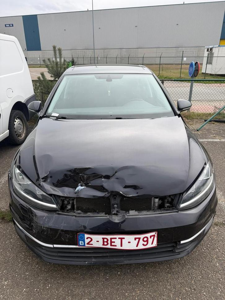 Volkswagen Golf 7.5 2.0 TDI DSG - EXPORTATION/NÉGOCIANT, Autos, Volkswagen, Particulier, Golf, Caméra de recul, Régulateur de distance
