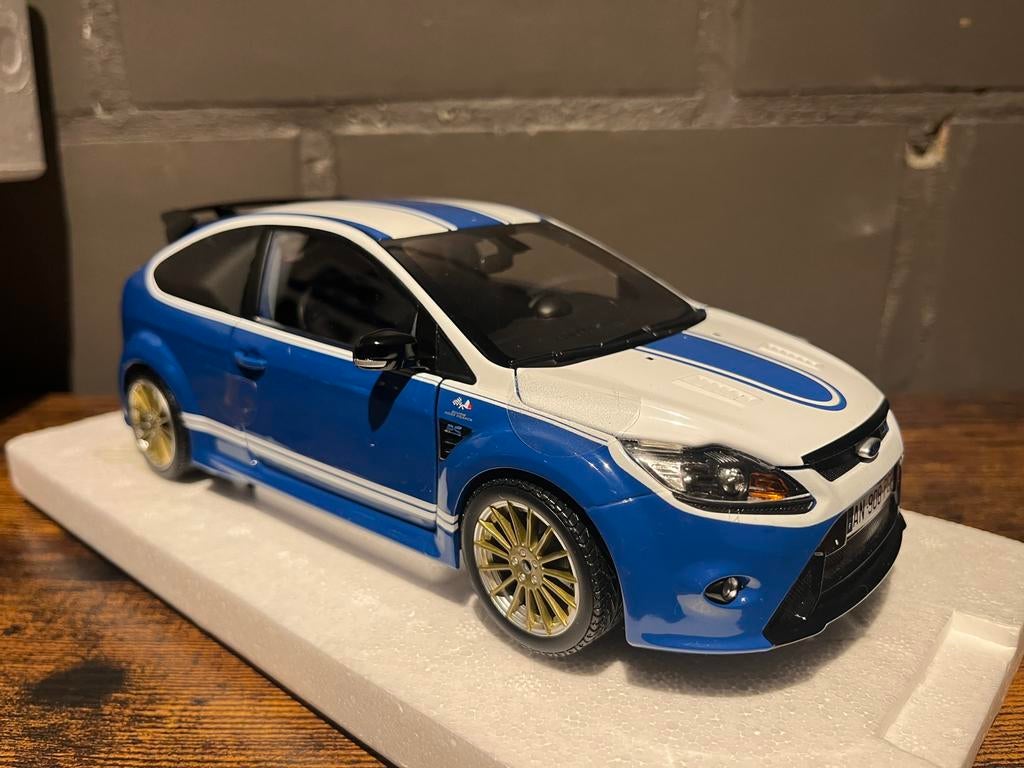 Minichamps Ford Focus RS 1 of 702, Hobby en Vrije tijd, Modelauto's | 1:18, Ophalen, Zo goed als nieuw, MiniChamps