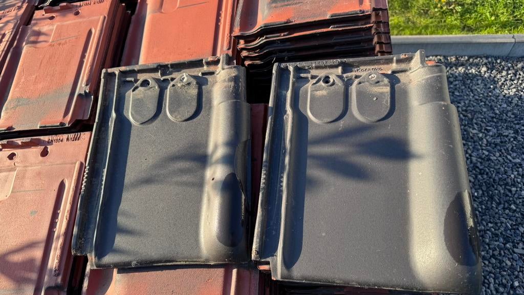 Wienerberger stormpannen Vario 18 zwart mat, Doe-het-zelf en Bouw, Dakpannen en Dakbedekking, Ophalen, Steen of Klei, Zwart, Zo goed als nieuw