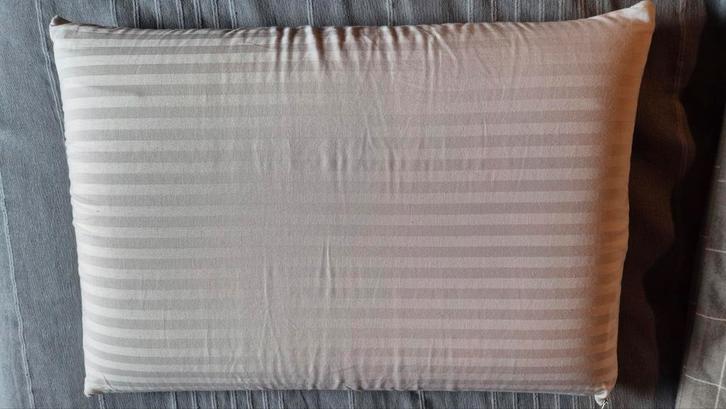 Oreiller en latex naturel, Maison & Meubles, Chambre à coucher | Matelas & Sommiers, Enlèvement