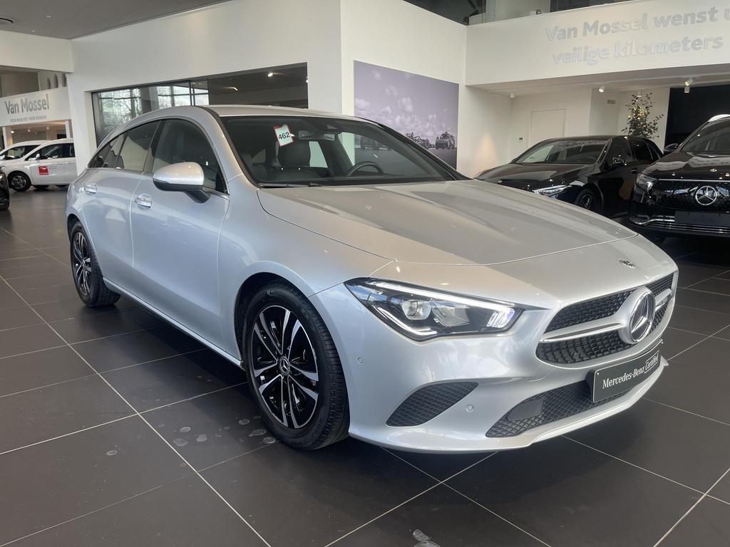 Mercedes-Benz CLA 180 d Business Line Shooting Brake + TREKH, Auto's, Mercedes-Benz, CLA, Stof, Gebruikt, 4 cilinders