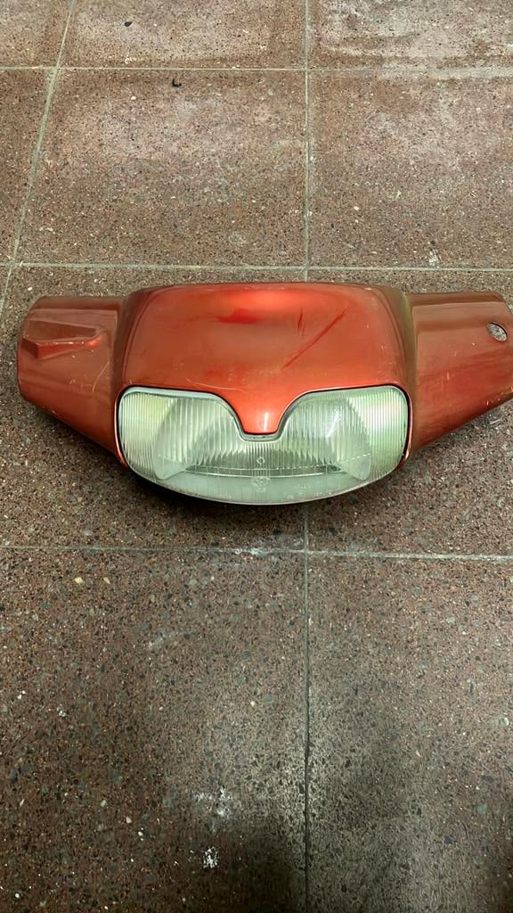 Voorkap incl voorlicht zip, Fietsen en Brommers, Brommeronderdelen | Scooters, Ophalen of Verzenden, Gebruikt, Koplamp, Piaggio