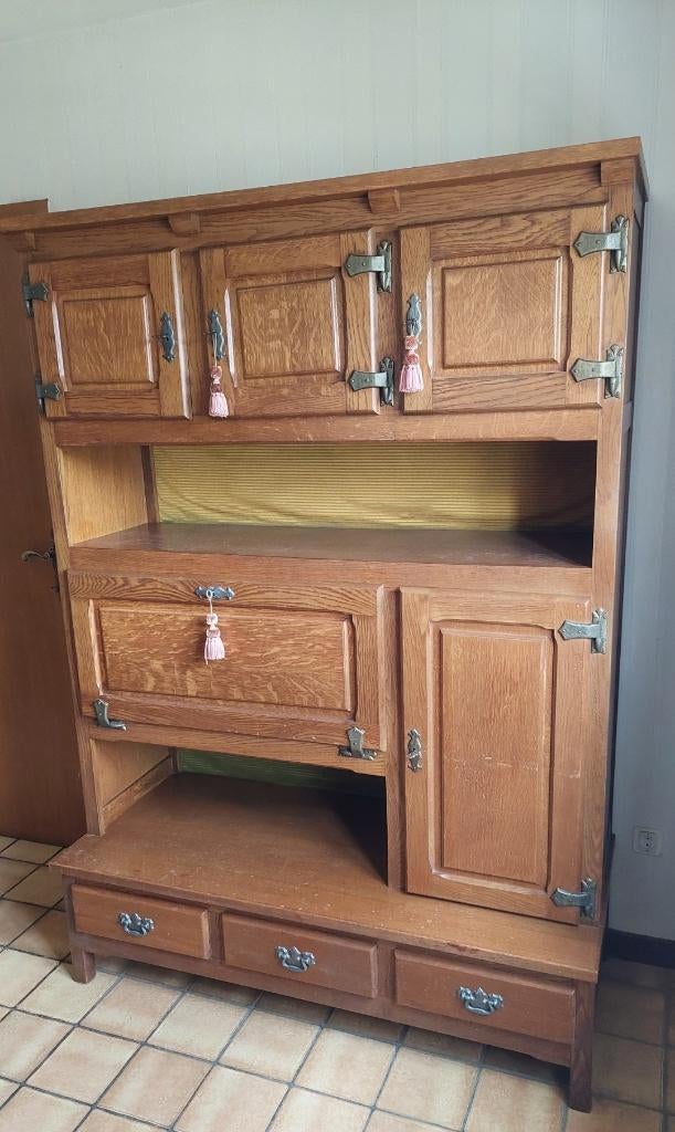 koopje eiken wandkast, Ophalen, Gebruikt, Met deur(en), Eikenhout