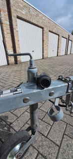 Remorque fermée ARBA CLASSIC avec 3 porte-vélos Thule, Enlèvement