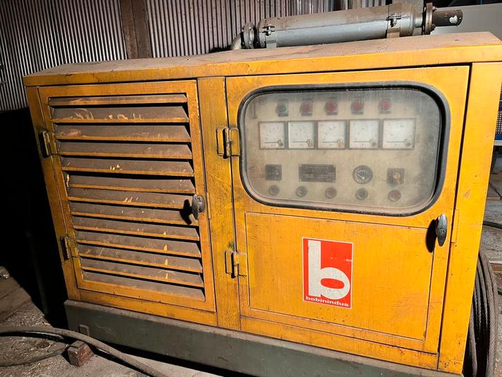 Generator / stroomgroep 17 KVA, Doe-het-zelf en Bouw, Aggregaten, Gebruikt, Dieselolie, 10 tot 30 kVA, Elektrisch startend, Ophalen