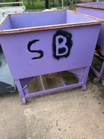 Poubelles métalliques, Enlèvement, Horticulture, culture maraîchère en serre, Atelier, bâtiment ou Enclos