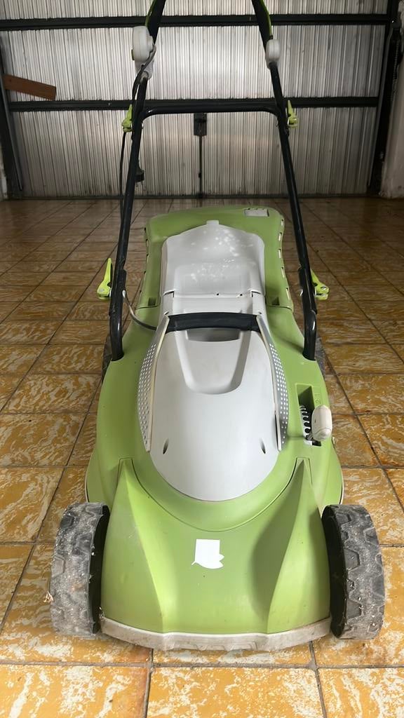 Tondeuse à gazon électrique avec câble, Enlèvement, Utilisé, Tondeuses à gazon électriques