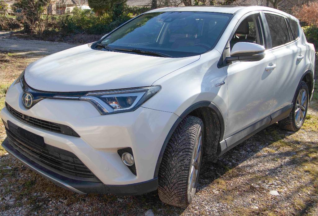 Toyota RAV4 Hybrid, Cuir, Euro 6, Entretenue par le concessionnaire, 5 portes