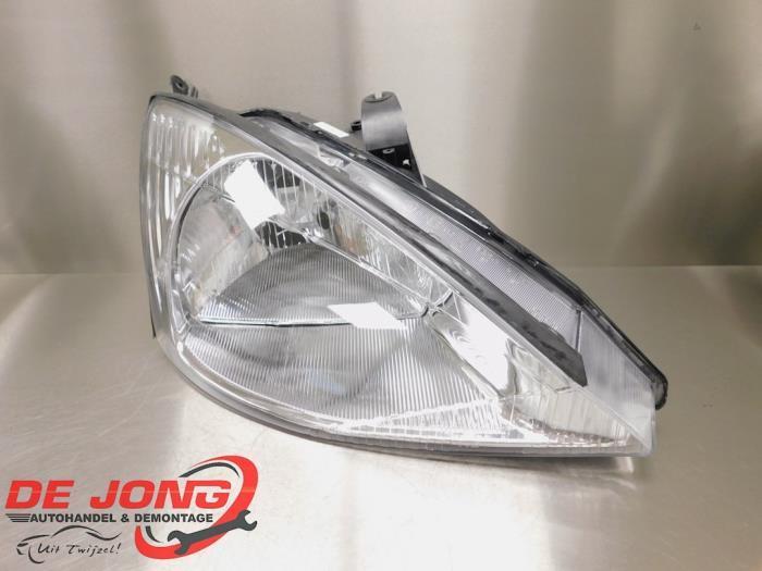 Phare droit d'un Ford Focus, Autos : Pièces & Accessoires, Éclairage, Ford, Utilisé, 3 mois de garantie, Enlèvement ou Envoi