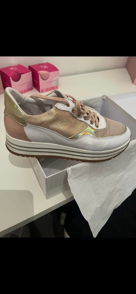 Sneaker maat 39, Enlèvement, Comme neuf, Sneakers et Baskets