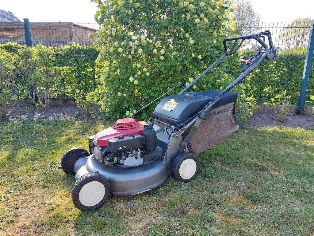 Autoporteur hydrostatique Honda HRD536 avec embrayage à lame, Enlèvement