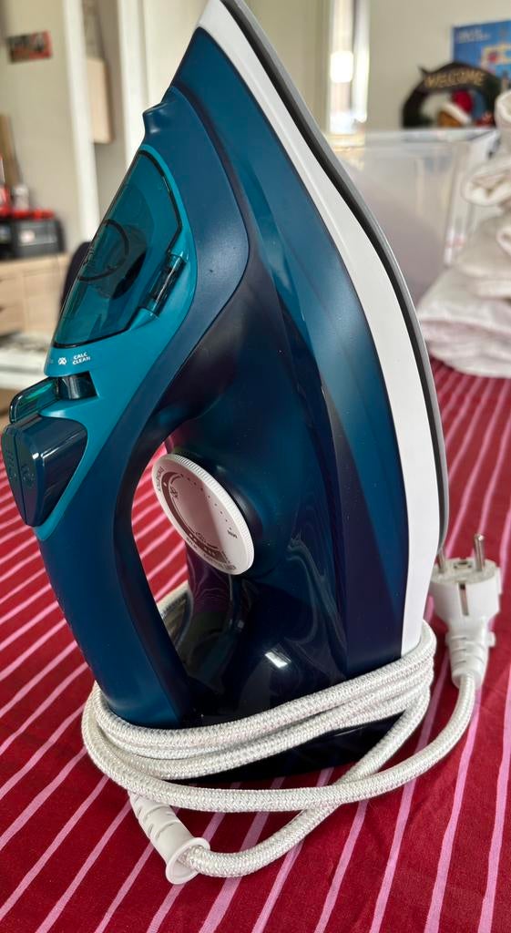 Strijkijzer van Philps (3000 series), Elektronische apparatuur, Strijkijzers en Strijkplanken, Ophalen of Verzenden, Zo goed als nieuw