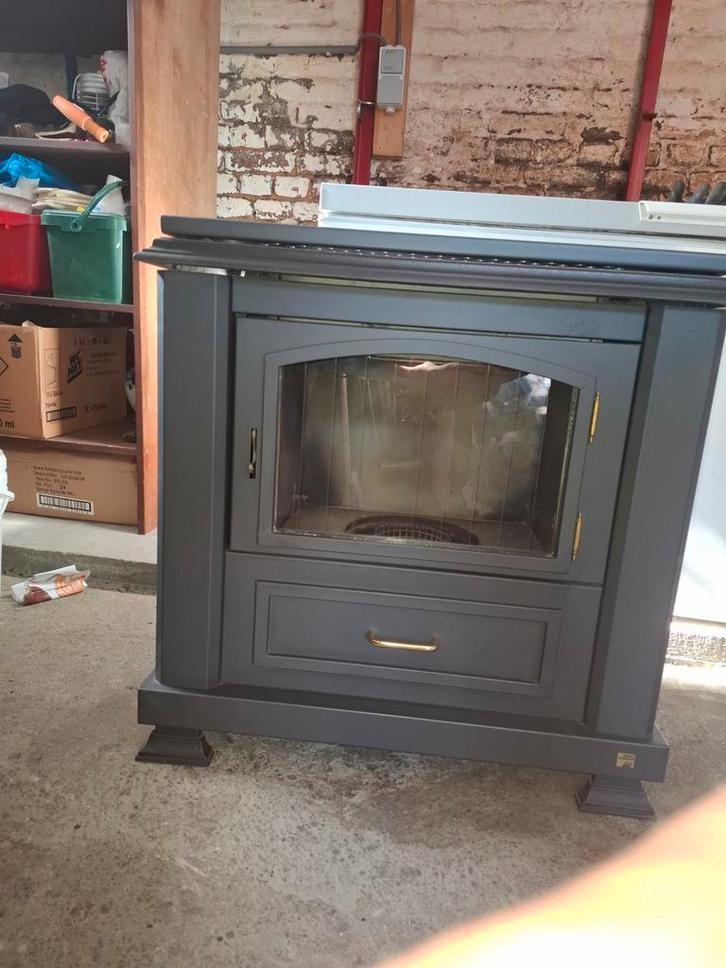 Mazout kache kwaliteit...  nieuwstaat ...350 eu, Huis en Inrichting, Kachels, Ophalen