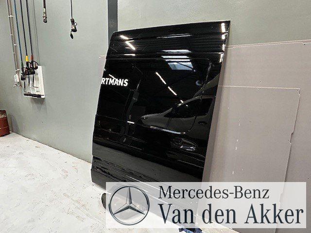 Schuifdeur rechts voor Mercedes Sprinter L2H2 2018>, Auto-onderdelen, Carrosserie, Deur, Mercedes-Benz, Rechts, Gebruikt, Herkomst onderdeel bekend