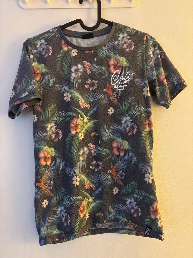 Fleurig t-shirt, Kinderen en Baby's, Kinderkleding | Maat 158, Ophalen of Verzenden, Gebruikt, Jongen of Meisje