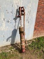 Oude hand waterpomp (jaren 20-30), Tuin en Terras, Ophalen