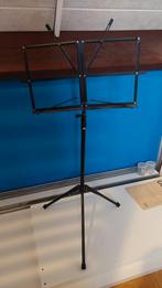 Zwarte muziekstandaard, opvouwbaar, Muziek en Instrumenten, Standaarden, Ophalen, Zo goed als nieuw, Muziekstandaard, Overige instrumenten