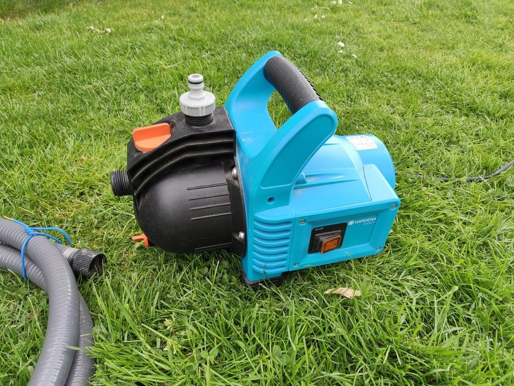 Pompe Gardena 3000/4 comme neuve, Jardin & Terrasse, Pompes à eau, Enlèvement