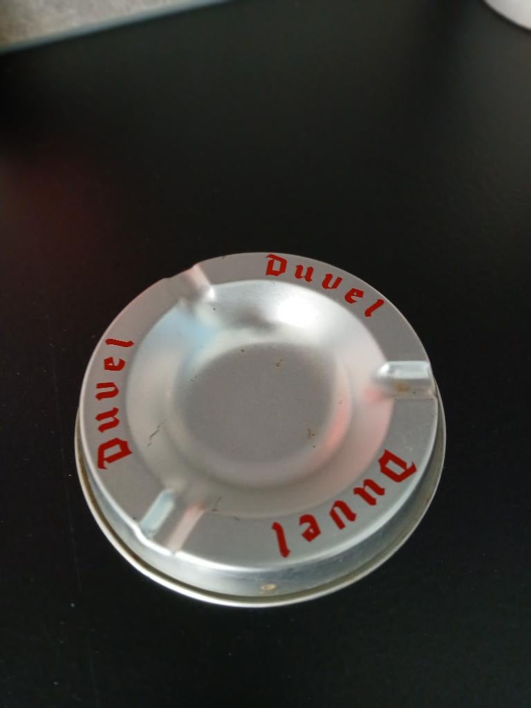 Oude DUVEL asbak van plaatstaal in perfecte staat, Verzamelen, Ophalen of Verzenden, Zo goed als nieuw, Overige typen, Duvel
