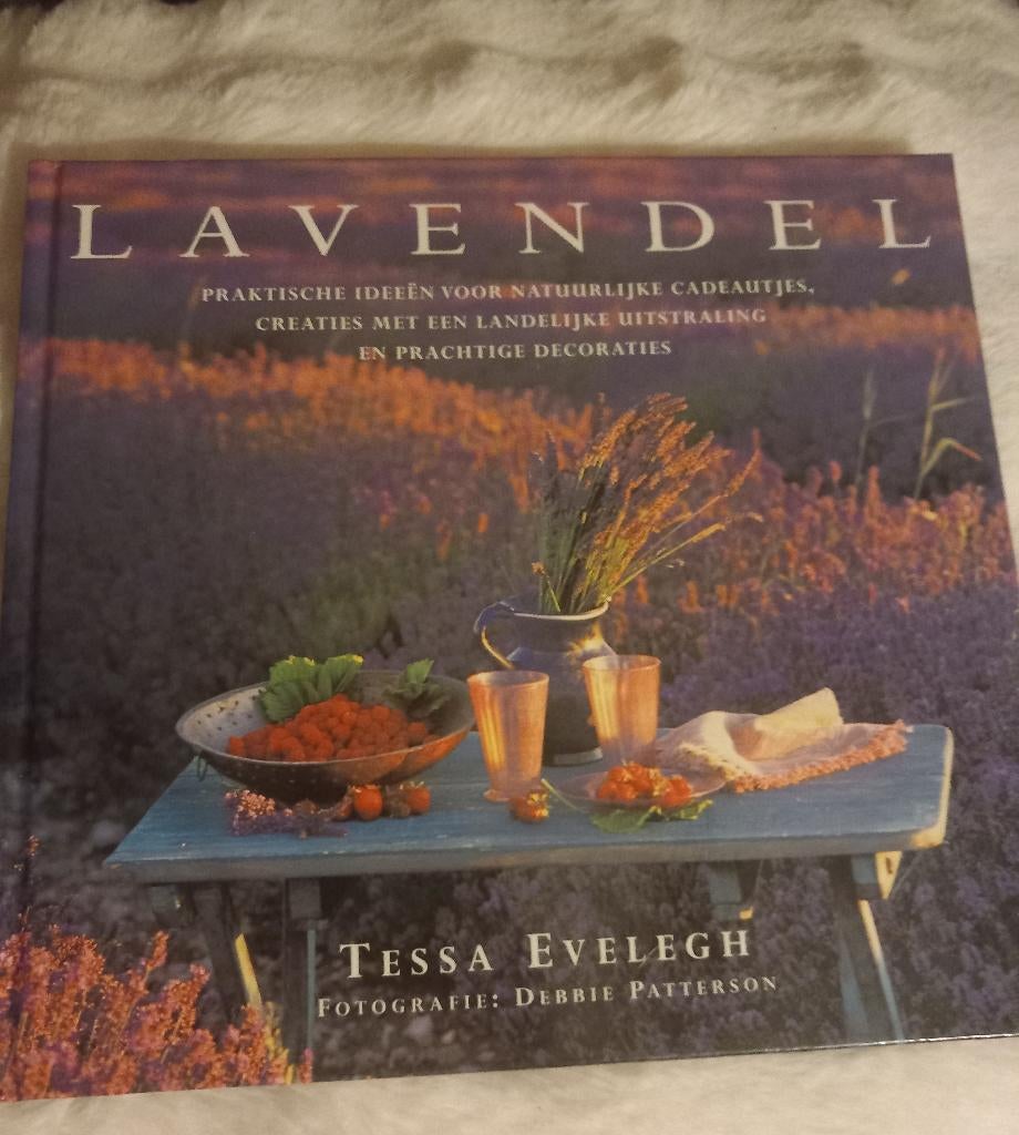 Boek Ideetjes met Lavendel, Enlèvement ou Envoi