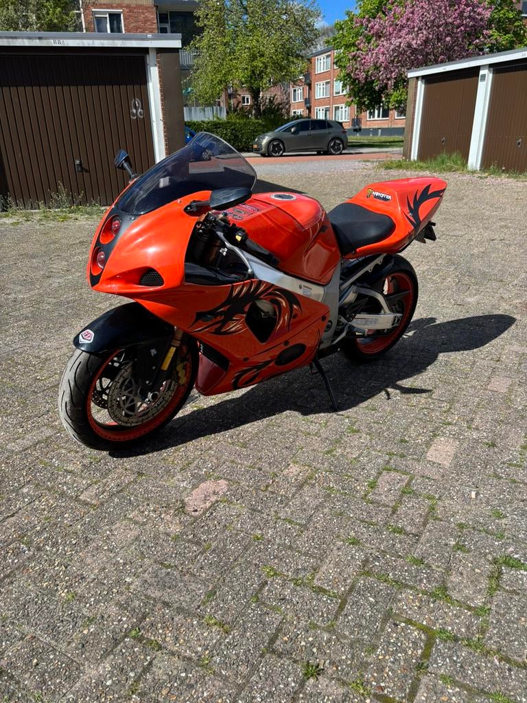 Suzuki gsxr 1000 K1, Motoren, Particulier