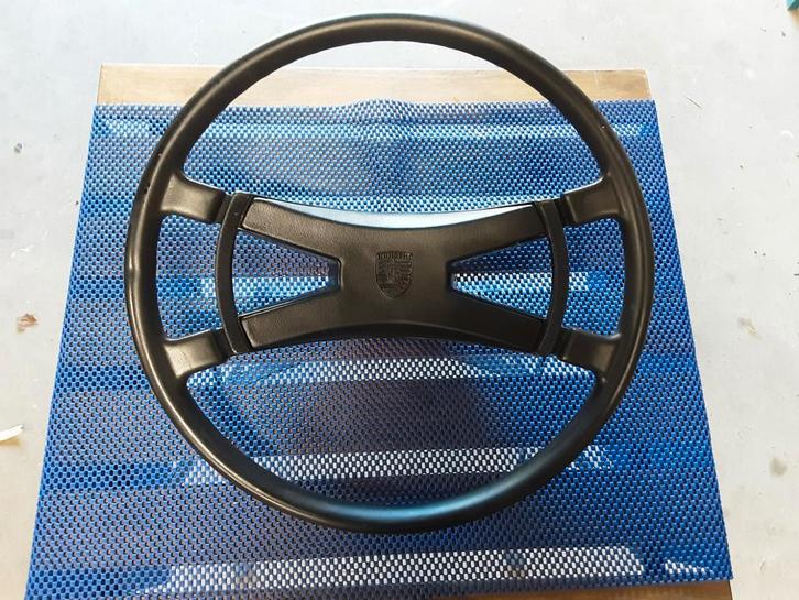 Un volant de porsche 911 type F de 68 / 73 ., Autos : Pièces & Accessoires, Commande, Porsche, Enlèvement ou Envoi