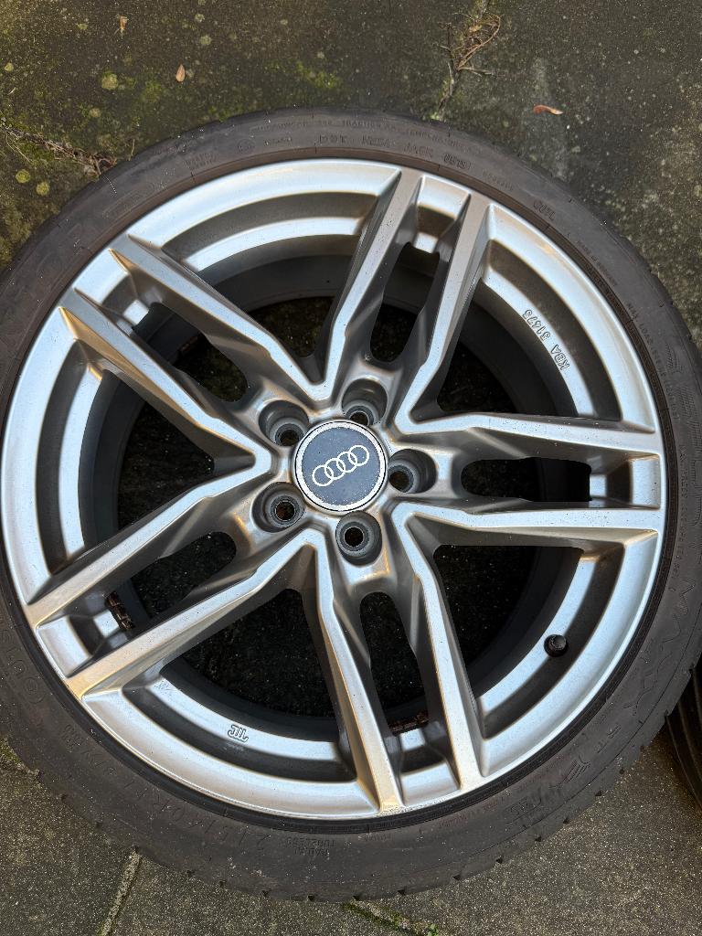 Set Alutec Ikenu 17" 7,5x17 ET38 5x100, Autos : Pièces & Accessoires, Pneus & Jantes, 215 mm, Véhicule de tourisme, Pneus été