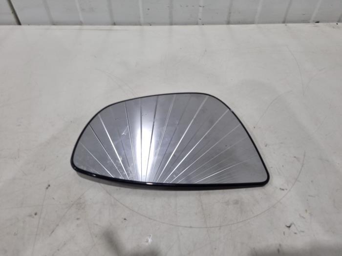 Spiegelglas rechts van een Hyundai Bayon, Auto-onderdelen, Spiegels, Hyundai, Gebruikt, 3 maanden garantie, Ophalen of Verzenden