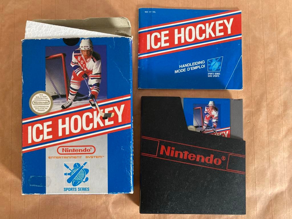 Nintendo NES Ice Hockey game (CIB), Ophalen of Verzenden, Gebruikt
