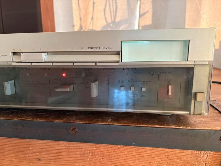 KENWOOD KA 800  VERSTERKER vintage  LOOK BEGIN JAREN 80, Audio, Tv en Foto, Versterkers en Ontvangers, Gebruikt, Stereo, Minder dan 60 watt