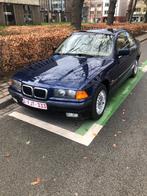 BMW E36 Coupe 111Dkm Leder Aut 1997 316i, Auto's, Achterwielaandrijving, Beige, Blauw, Leder
