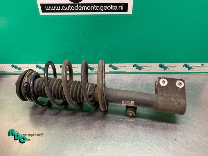 Schokdemperpoot links-voor van een Citroen C4 (C4 04-), Auto-onderdelen, Ophanging en Onderstel, Citroën, Gebruikt, 3 maanden garantie