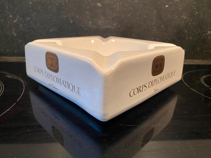 CD corps diplomatique asbak, Collections, Marques & Objets publicitaires, Comme neuf, Autres types, Enlèvement ou Envoi