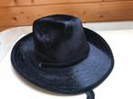 NIEUW - hoed zwarte suede verkleedkledij?, Ophalen, Nieuw, One size fits all, Hoed