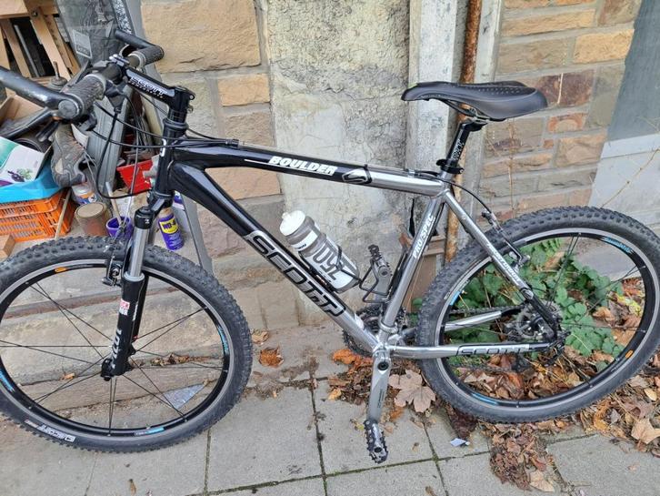 Vélo scott vtt édition spéciale, Sport en Fitness, Wielrennen, Zo goed als nieuw, Overige typen, Ophalen