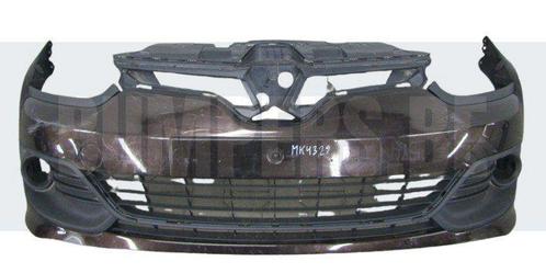 Bumper  Renault Megane 3 III  Facelift  14-16  620220055R, Auto-onderdelen, Carrosserie, Bumper, Voor, Gebruikt, 6 maanden garantie