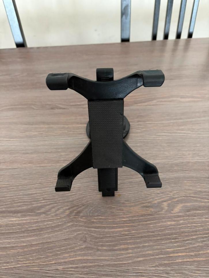 Eenvoudig te bevestigen tablethouder voor in de auto, Telecommunicatie, Telefoonhouders, Gebruikt, Auto, Ophalen of Verzenden