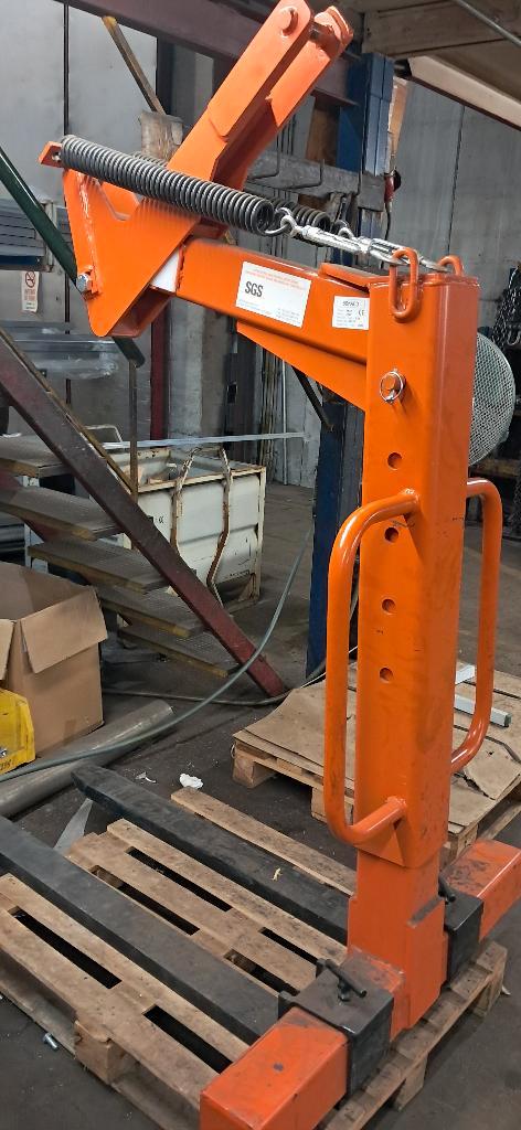 Lève-palette à ressort BOMACO, Articles professionnels, Machines & Construction | Chariots élévateurs & Transport interne, Autres types